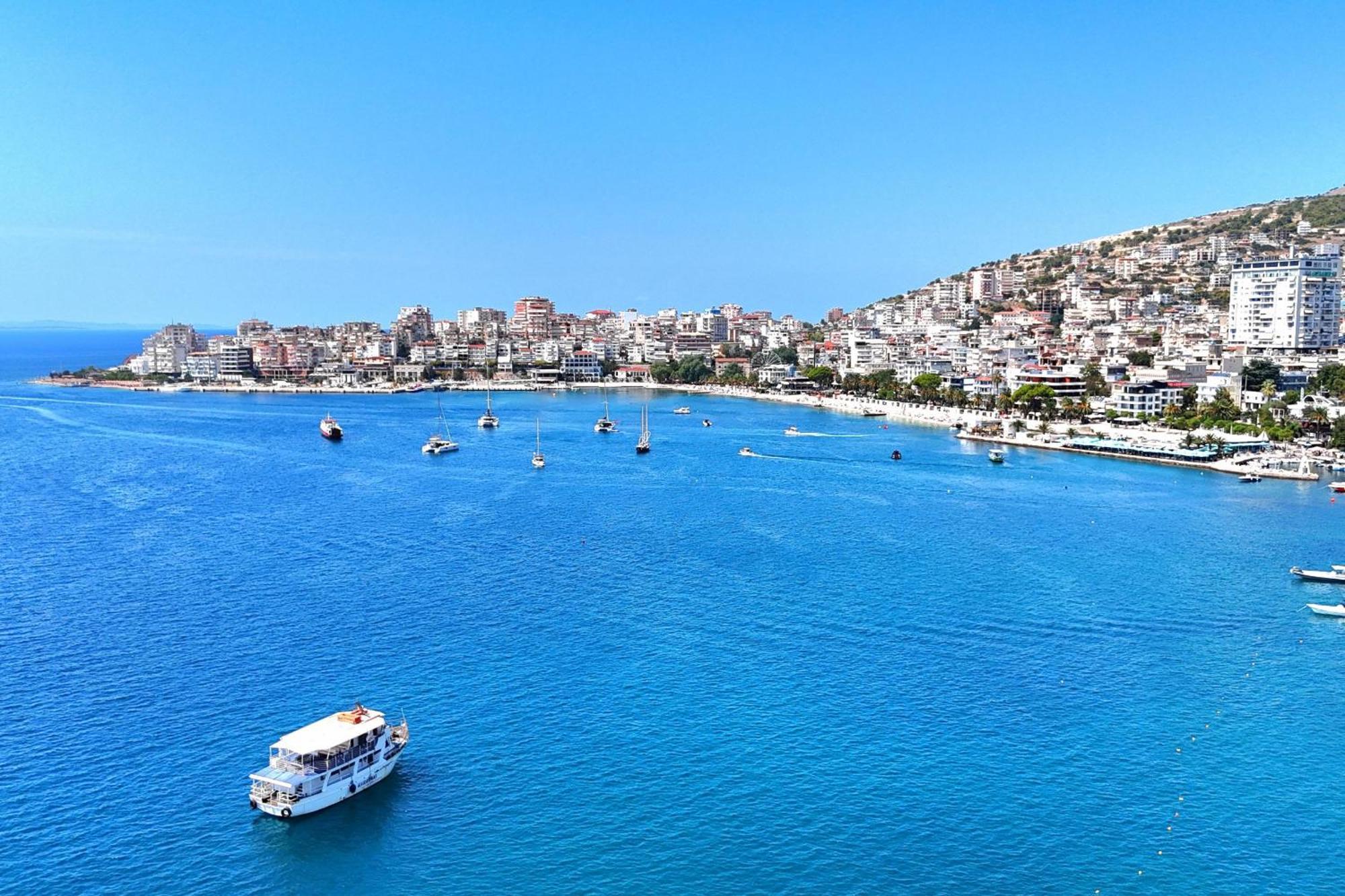Deep Blue Rooftop - 111 Sarande Luaran gambar
