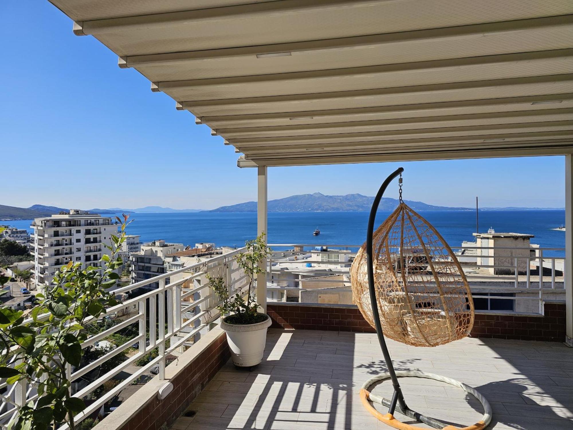 Deep Blue Rooftop - 111 Sarande Luaran gambar