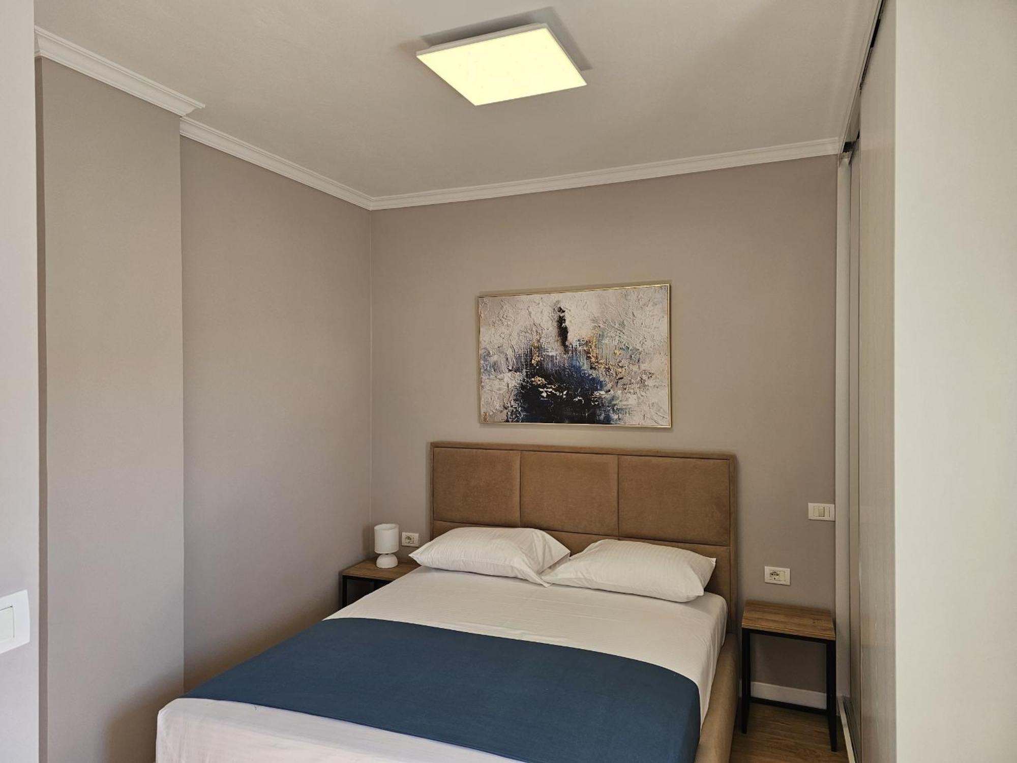 Deep Blue Rooftop - 111 Sarande Luaran gambar