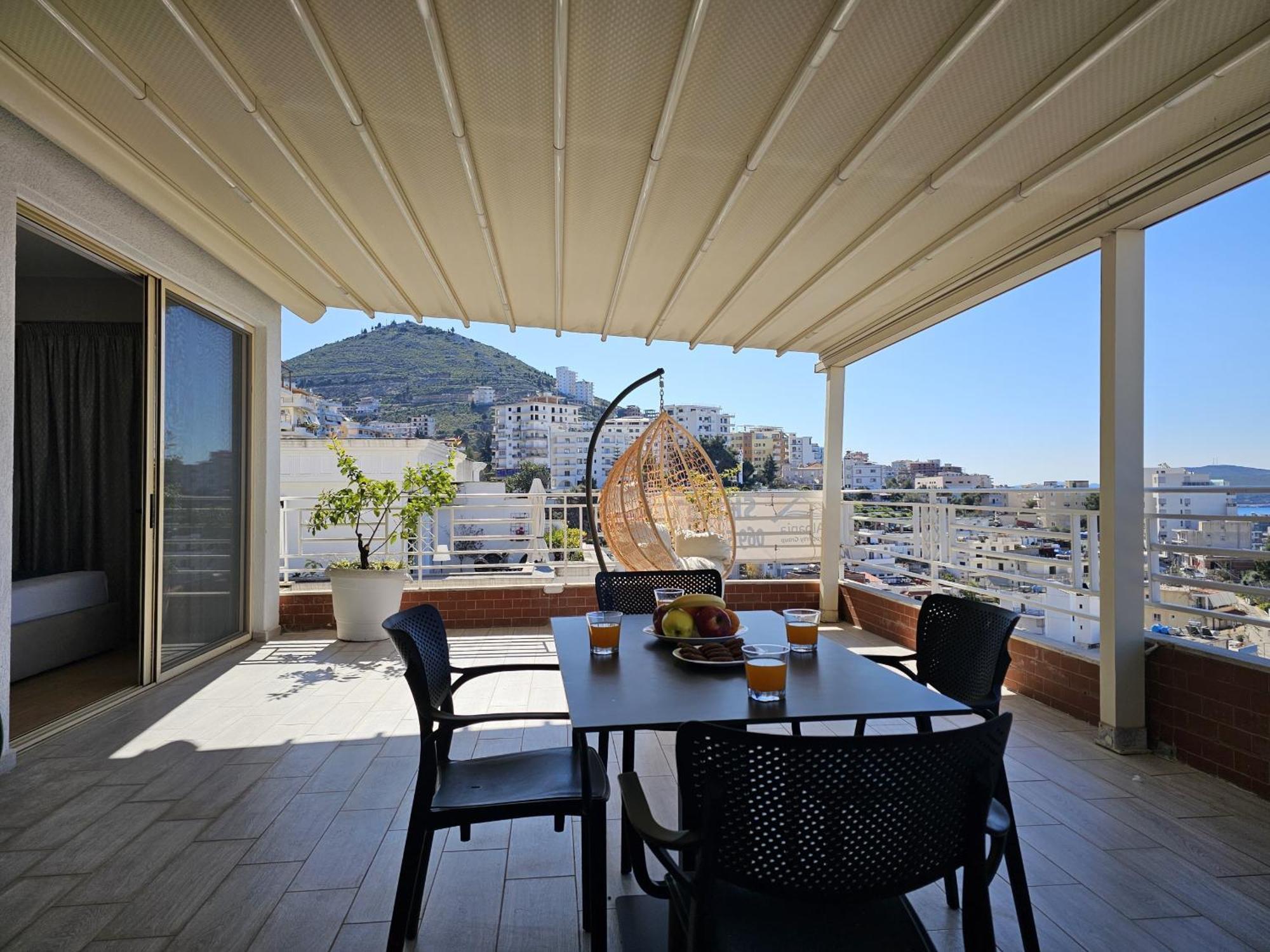 Deep Blue Rooftop - 111 Sarande Luaran gambar
