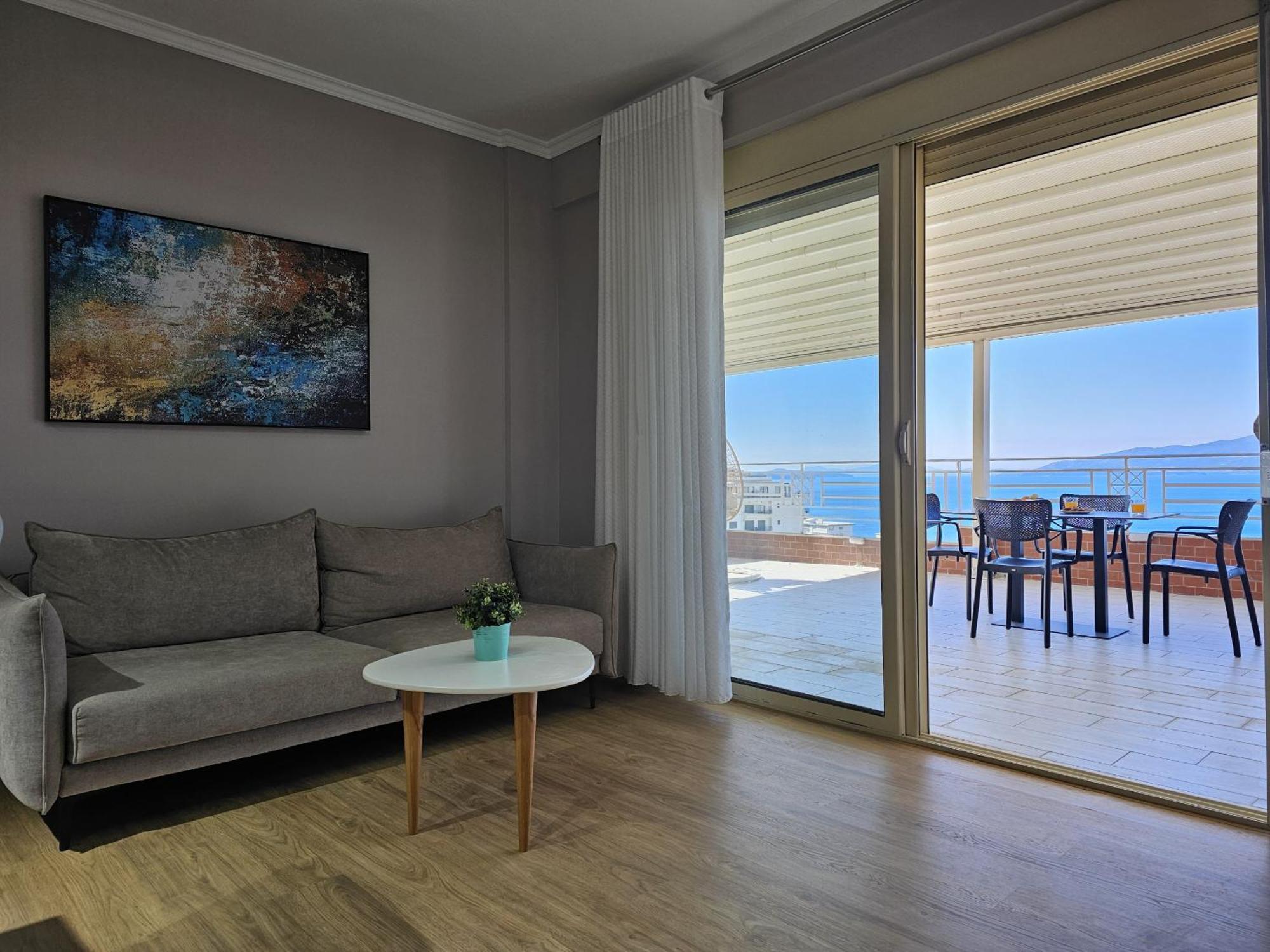 Deep Blue Rooftop - 111 Sarande Luaran gambar